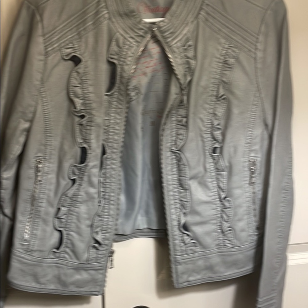 Cute Jacket - image 3